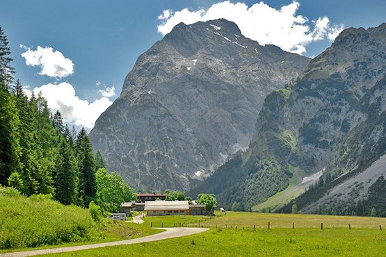 Alpengasthaus Falzturn - Hansjörg Kostenzer in Pertisau am Achensee